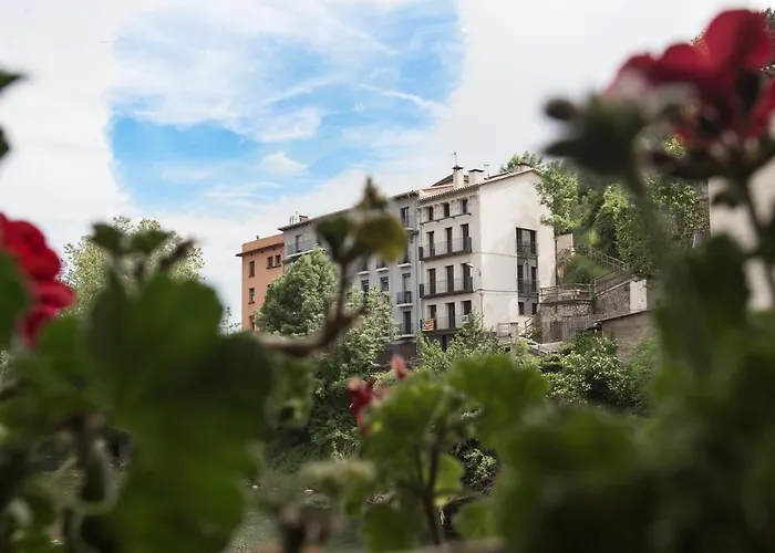 Raval De *